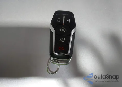 2016 Ford Explorer Platinum z USA, uszkodzony, nr VIN 1FM5K8HT4GGC04763